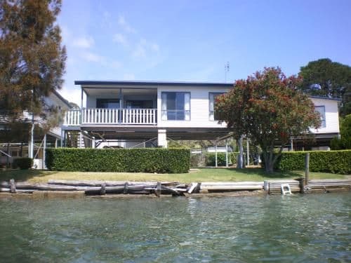 Large Two-Bedroom Deluxe Waterfront Villa with Spa Bath - 10