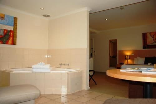 Superior King Room with Spa Bath