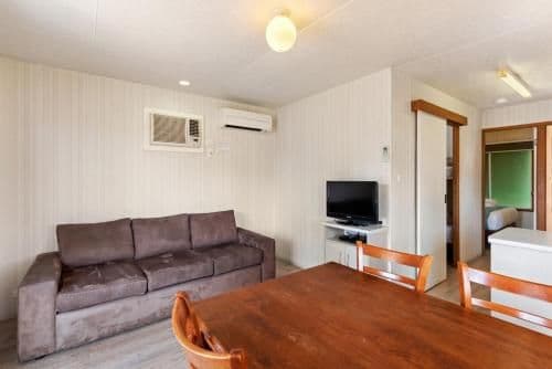 Standard 2 Bedroom Cabin - Sleeps 6