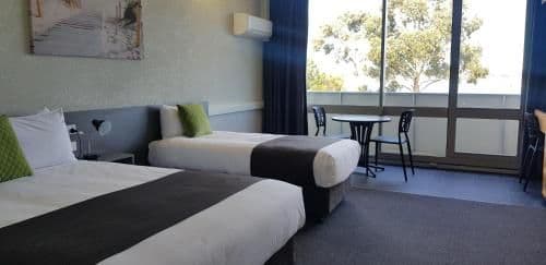 Superior Triple Room with Ocean View - Non-Smoking