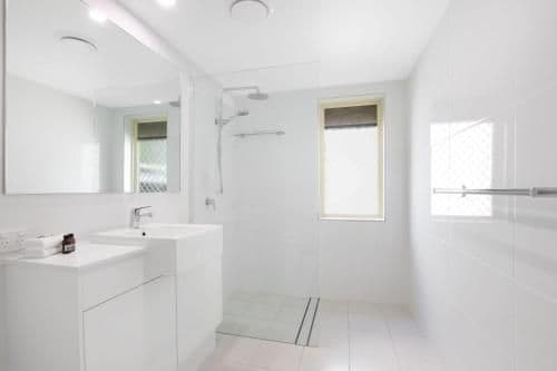 One Bedroom Headland Apartment