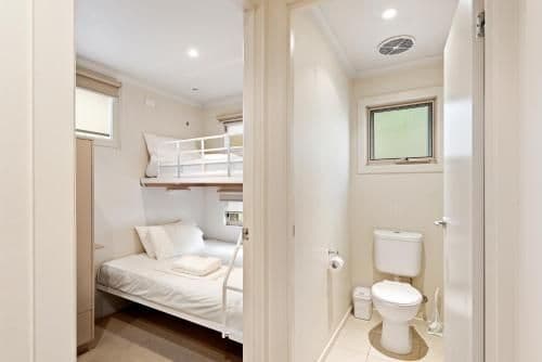 Deluxe 3 Bedroom Duplex Cabin
