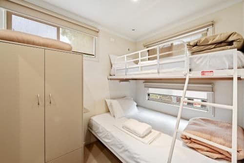 Deluxe 3 Bedroom Duplex Cabin