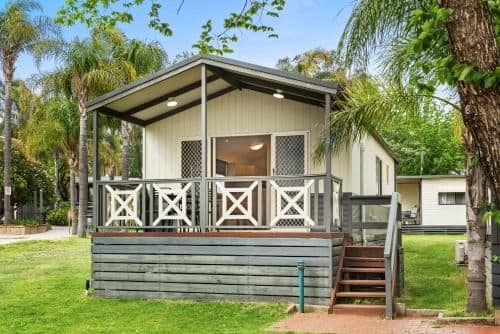 Superior 2 Bedroom Lakeview Cabin