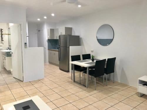 One-Bedroom Apartment - Top Floor