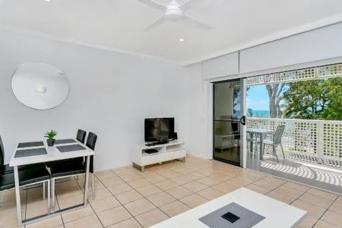 One-Bedroom Apartment - Top Floor