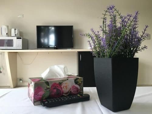 Queen Room with Spa Bath