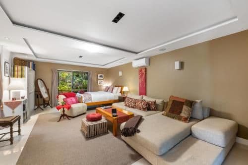 Studio Apartment - Hinterland
