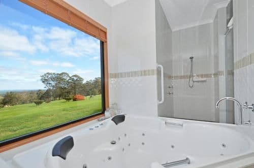 King Suite with Spa Bath