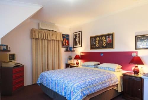King Room with Private Bathroom
