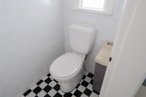 Basic Quadruple Room with Shared Bathroom