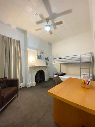 Standard Twin Room with Shared Bathroom