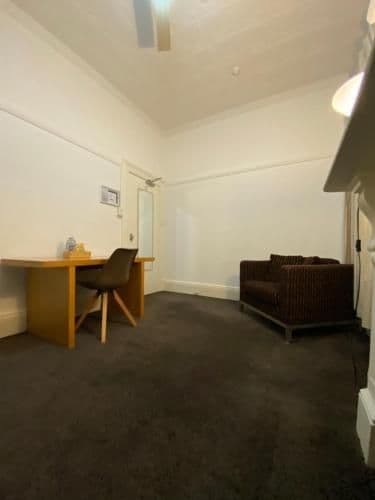 Standard Twin Room with Shared Bathroom
