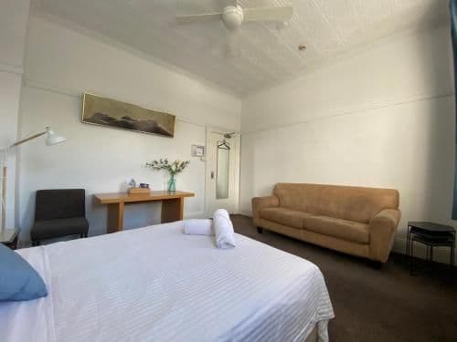 Basic Double Room with Shared Bathroom