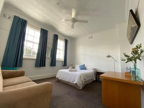 Basic Double Room with Shared Bathroom