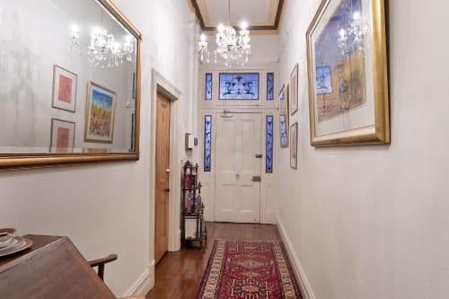 Queen Room