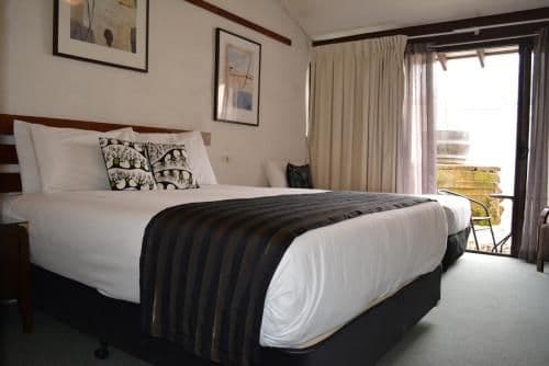 Triple Room with Terrace