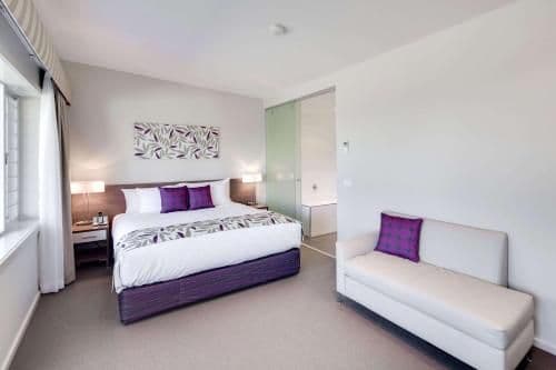 Executive Suite with Private Spa Bath