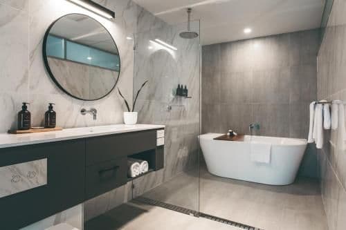Premium Suite with Terrace Access - Hunter