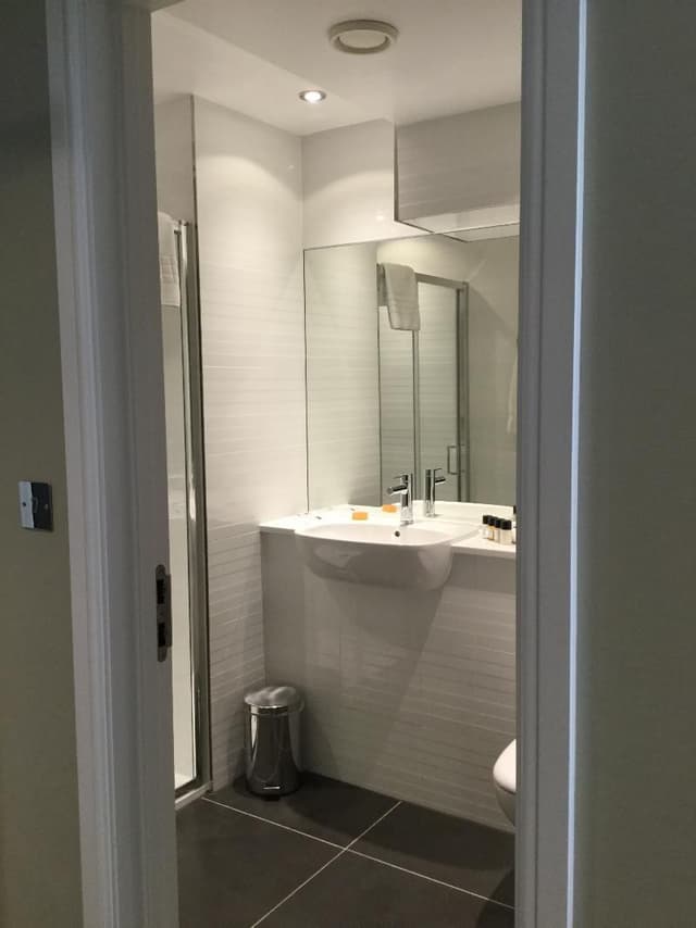 FAMILY ROOM DELUXE