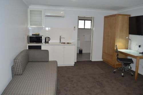 Deluxe Family Suite