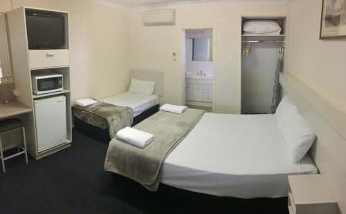 Standard Queen or Twin Room