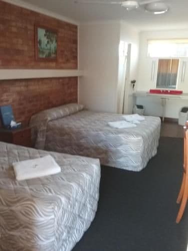 Twin Single Room