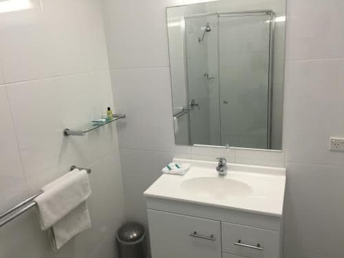 One-Bedroom Apartment with Sea View 6