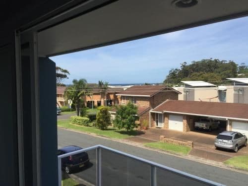 One-Bedroom Apartment with Sea View 6