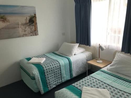 Two-Bedroom Apartment with Sea View 7