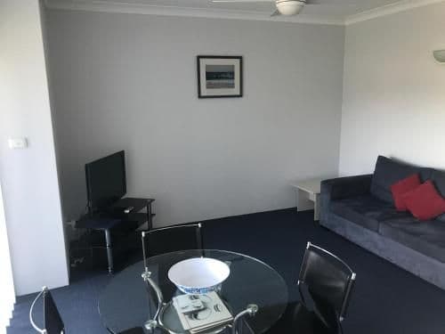 One-Bedroom Apartment with Sea View 6