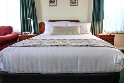 Executive Queen Room