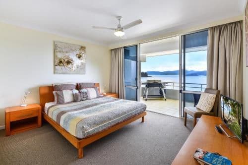 3 Bedroom Apartment with Sea View