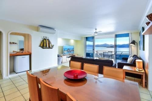 3 Bedroom Apartment with Sea View