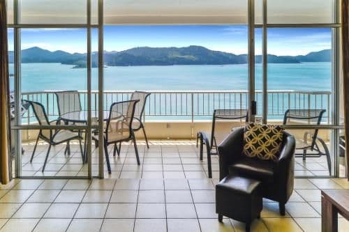1 Bedroom Apartment with Sea View