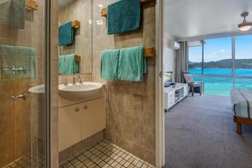 3 Bedroom Apartment with Sea View