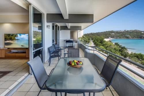 3 Bedroom Apartment with Sea View