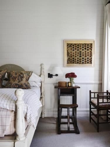 Queen Room - Parlour