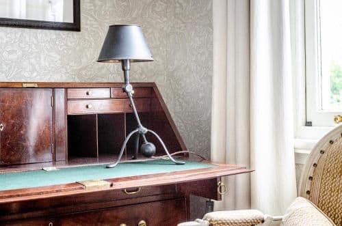 Queen Room - The Raj