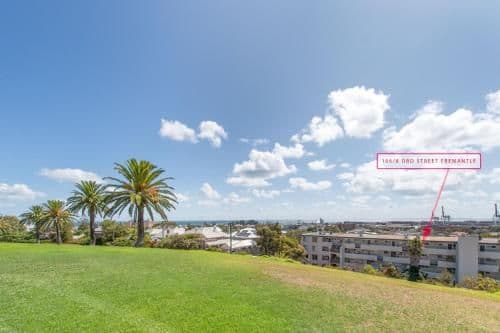 Studio Apartment with Sea View
