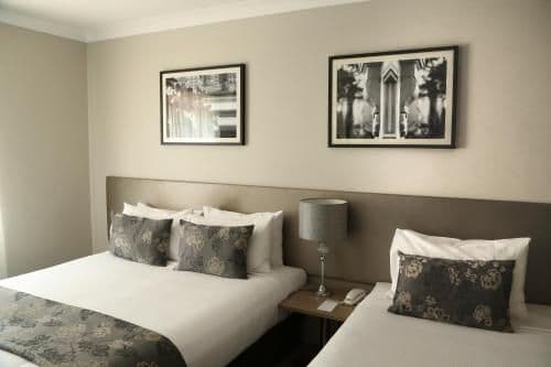 Courtyard Room