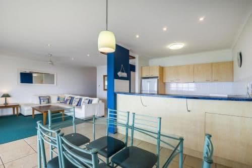 Two-Bedroom Apartment with 2 Bathrooms and Ocean View