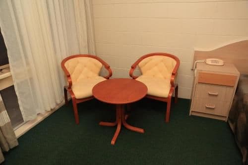 Family Room (4 persons)