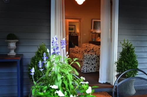 Deluxe Queen Suite