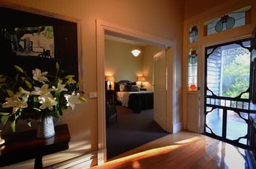 Deluxe Queen Suite