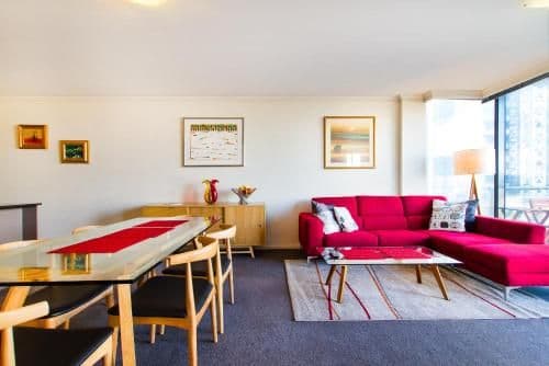 Deluxe Three-Bedroom Two Bathroom Apartment