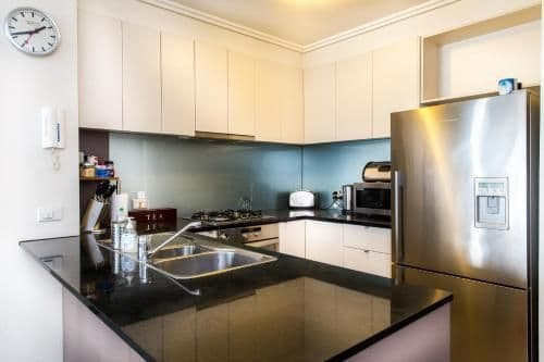 Deluxe Three-Bedroom Two Bathroom Apartment