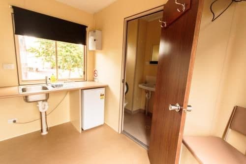 Double Cabin
