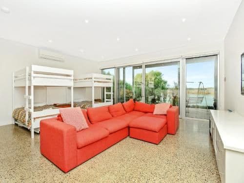 Four-Bedroom Holiday Home - River Front