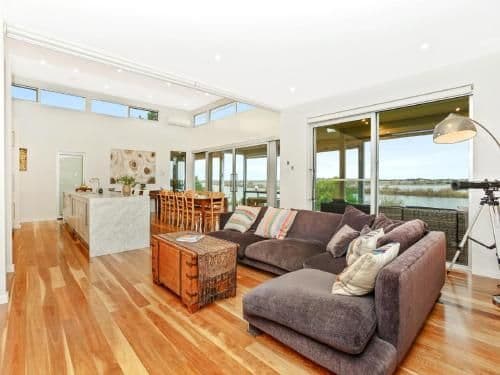 Four-Bedroom Holiday Home - River Front